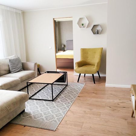 Karjamaa Apartment - Garden, Free Parking, Air Conditioning Pärnu Kültér fotó