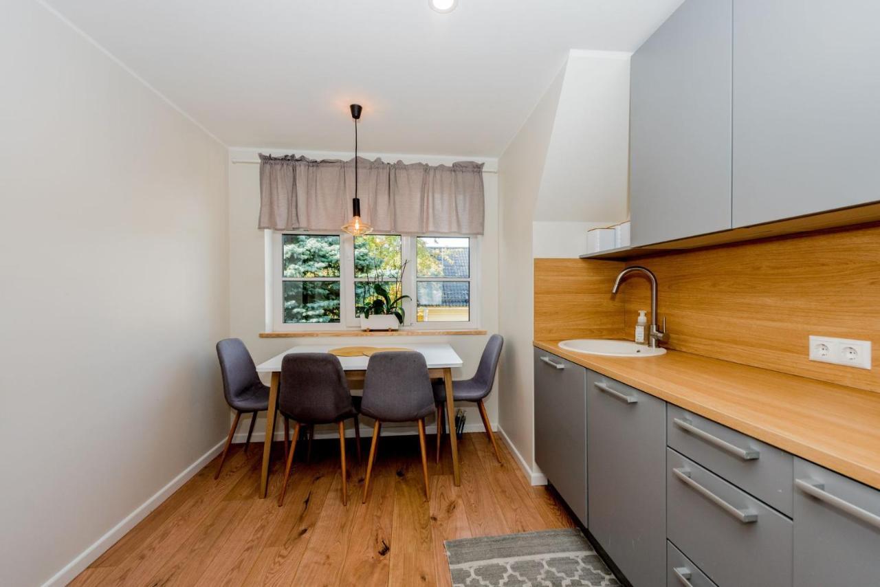Karjamaa Apartment - Garden, Free Parking, Air Conditioning Pärnu Kültér fotó