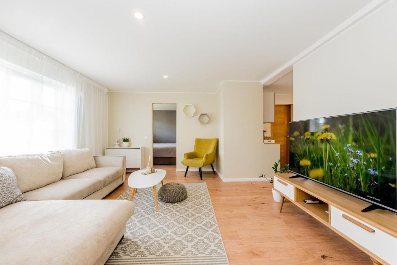 Karjamaa Apartment - Garden, Free Parking, Air Conditioning Pärnu Kültér fotó